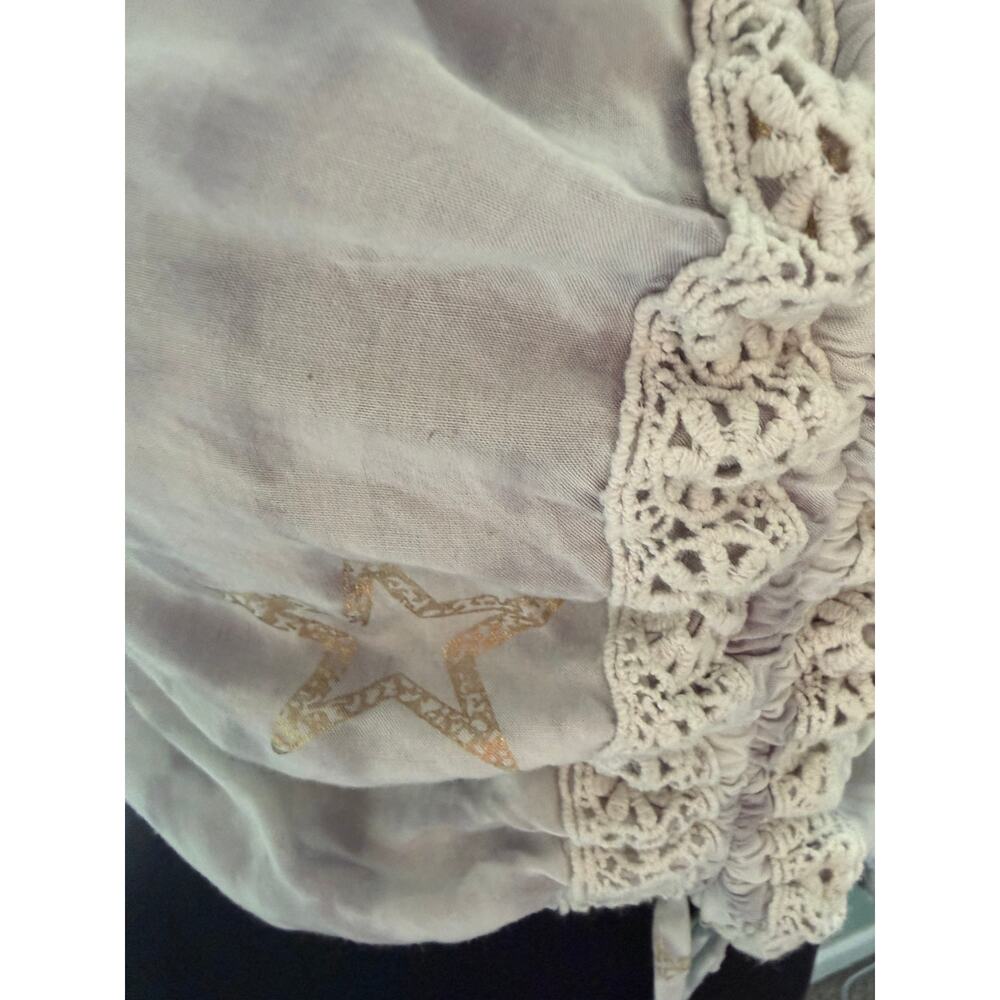 Boho Tie-Dye Gypsy Blouse Size M Gold Star Print Crochet - Picture 2 of 6